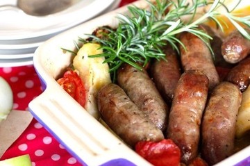 Sausage Bake with Apples & Rosemary